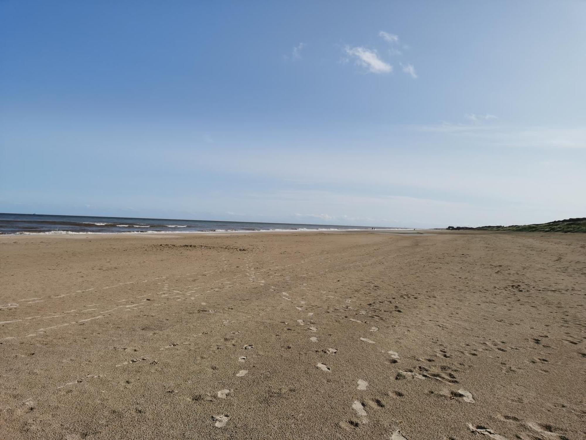 Golden Sands Beach Activities Sea Holiday Relax Mablethorpe Ngoại thất bức ảnh